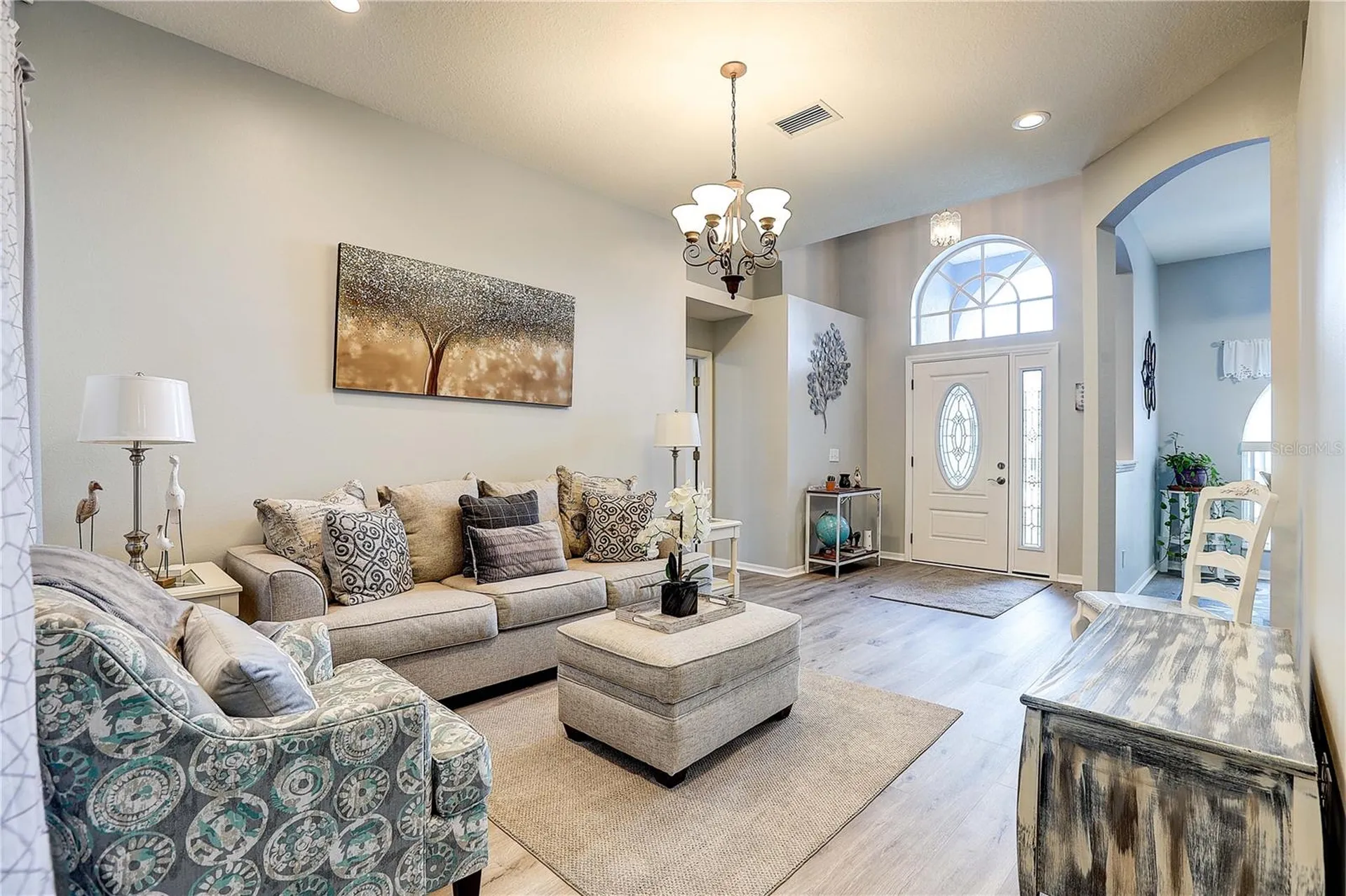 2242 Towering Oaks Circle Seffner FL 33584