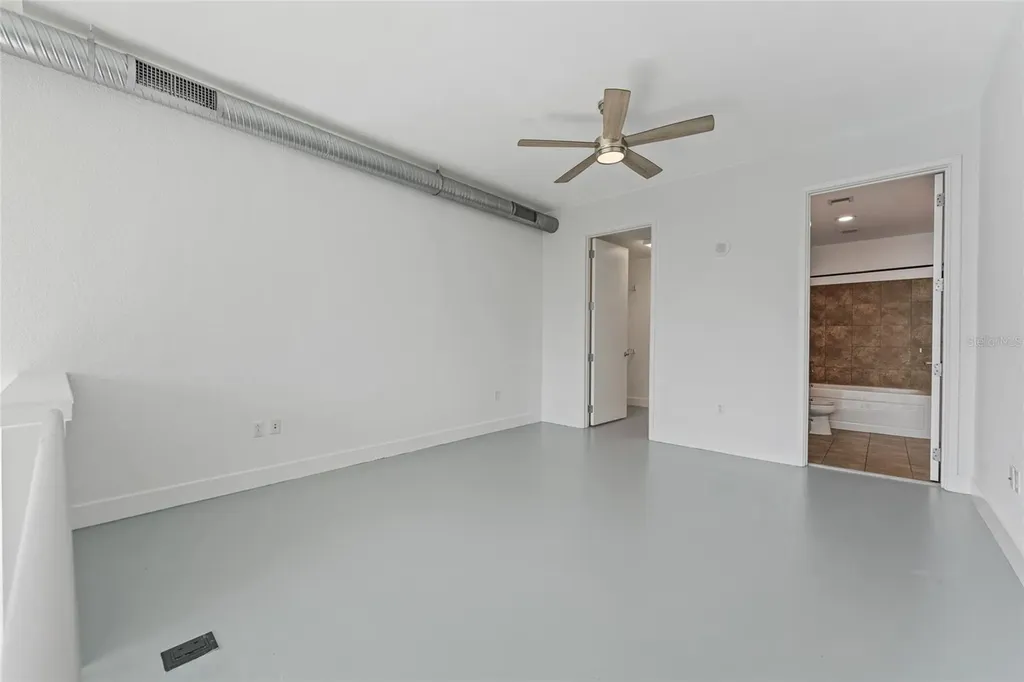 150 E Robinson Street Orlando FL 32801