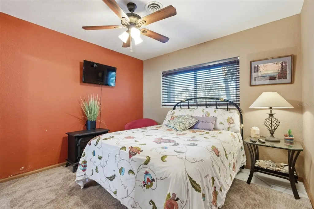 1818 Dolphin Boulevard S St Petersburg FL 33707