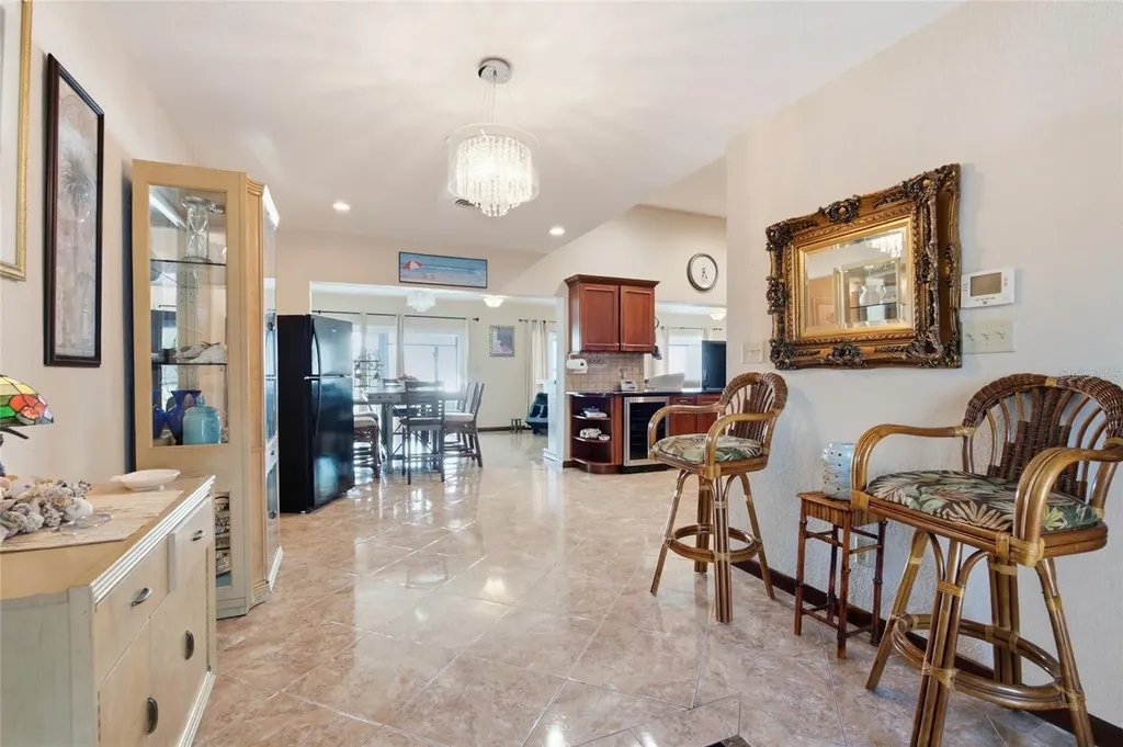 1818 Dolphin Boulevard S St Petersburg FL 33707