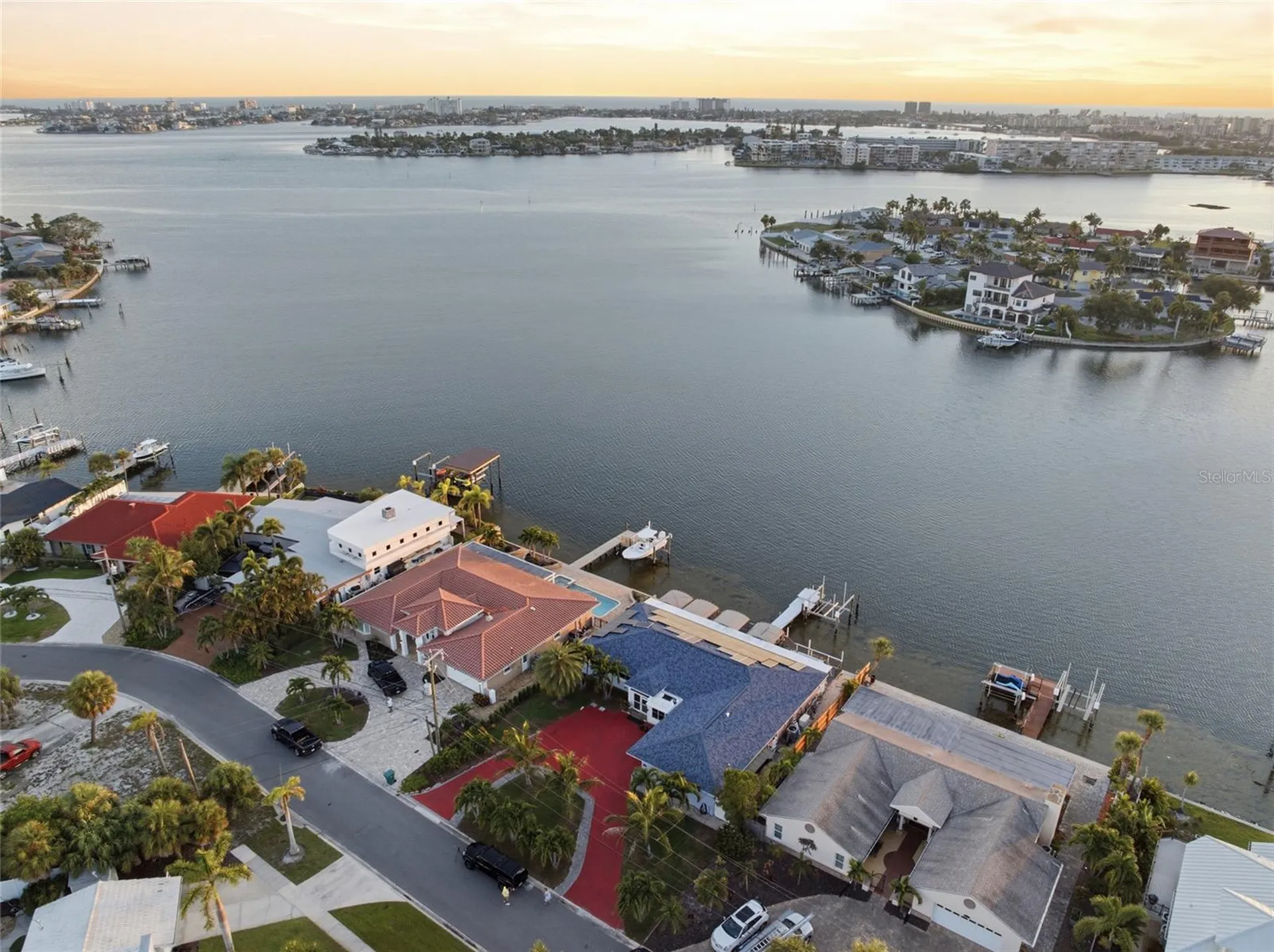 1818 Dolphin Boulevard S St Petersburg FL 33707