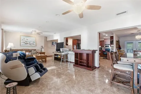 1818 Dolphin Boulevard S St Petersburg FL 33707