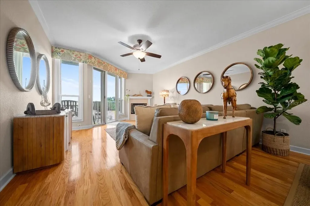 158 Brent Circle Oldsmar FL 34677