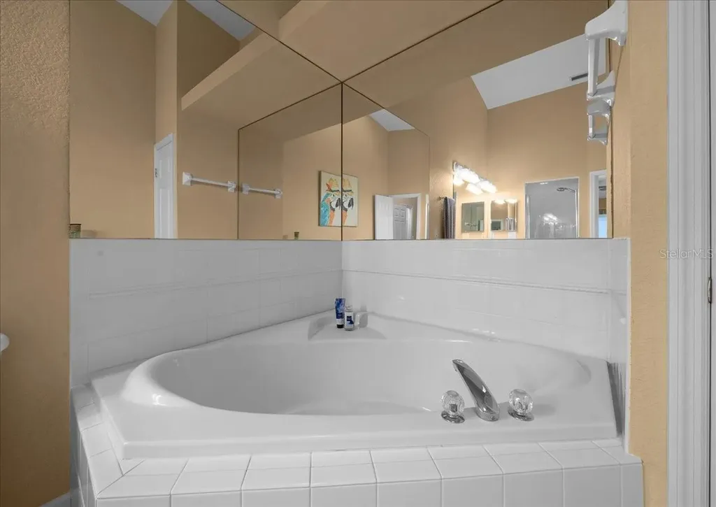 158 Brent Circle Oldsmar FL 34677