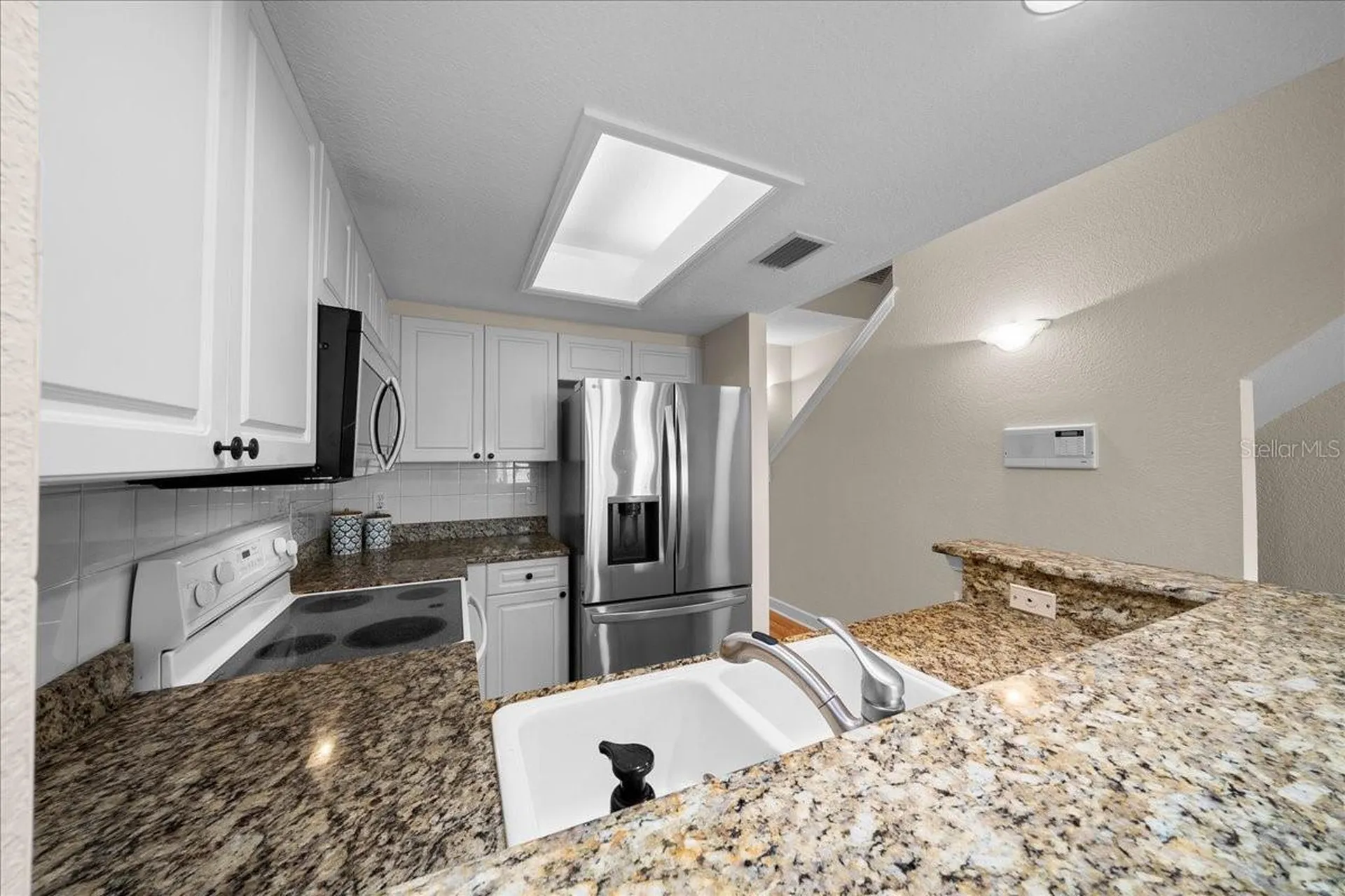 158 Brent Circle Oldsmar FL 34677