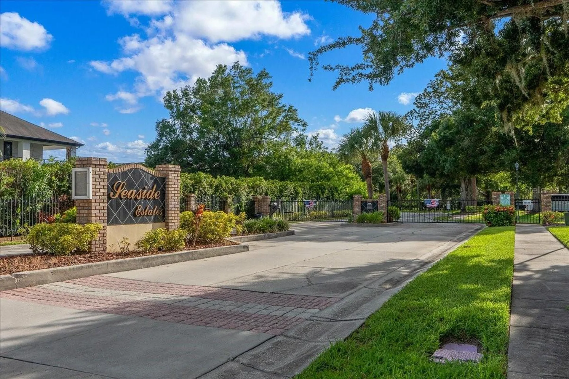 158 Brent Circle Oldsmar FL 34677