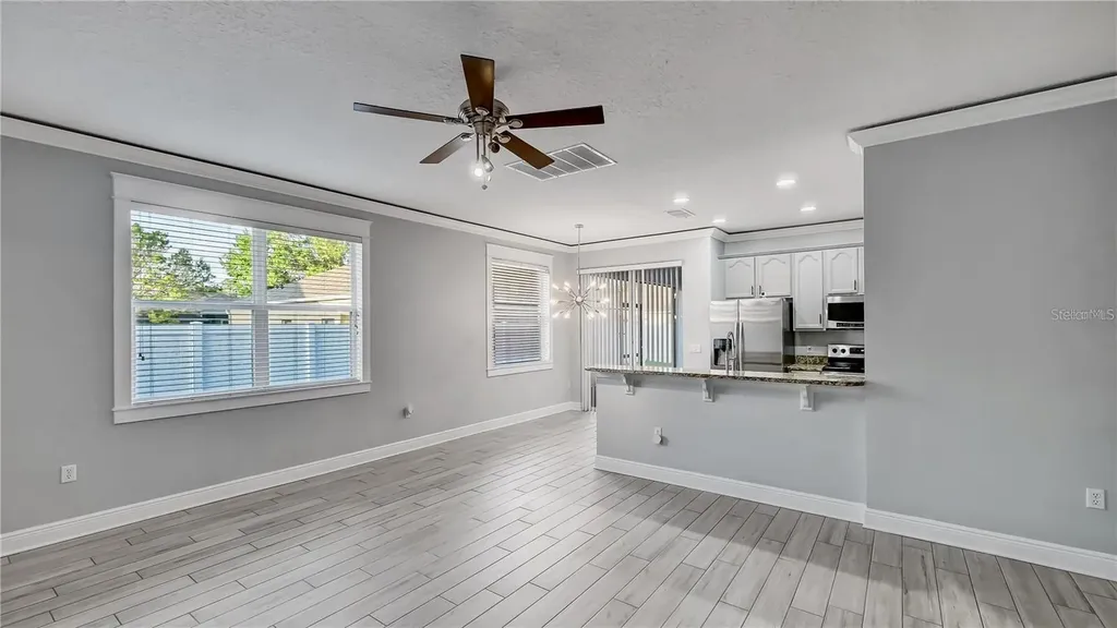 3833 Siskin Drive Kissimmee FL 34744