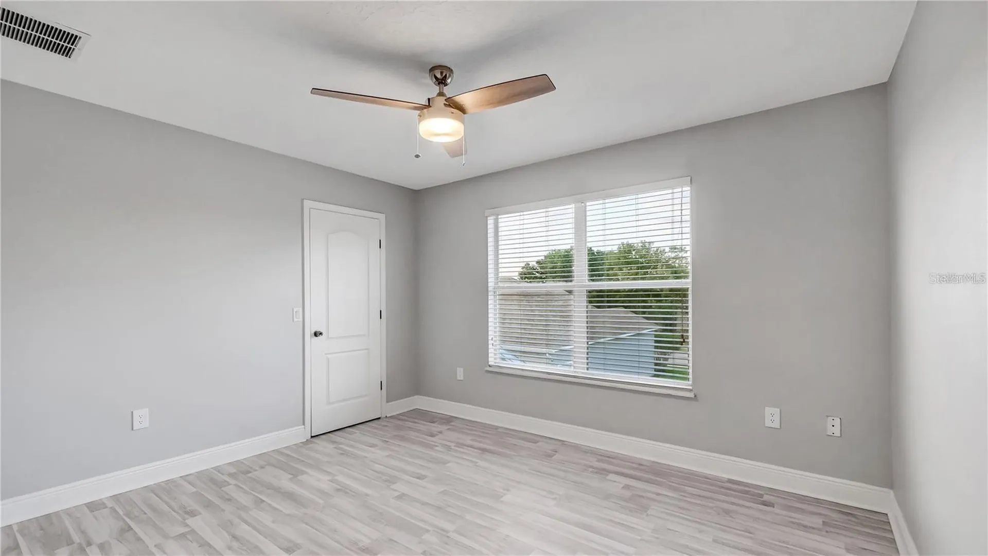 3833 Siskin Drive Kissimmee FL 34744