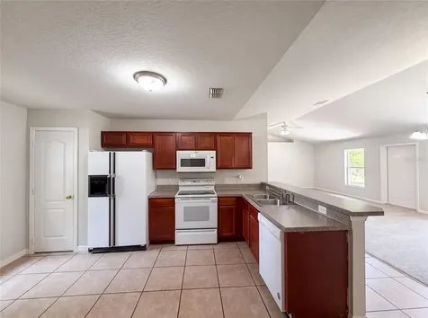 306 Garden Oak Court Apopka FL 32703