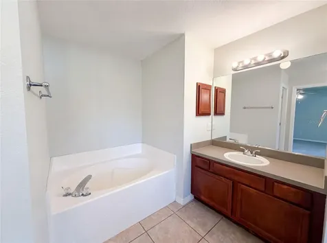 306 Garden Oak Court Apopka FL 32703