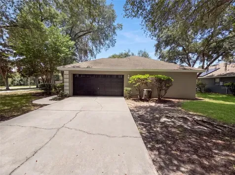 306 Garden Oak Court Apopka FL 32703