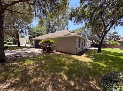 306 Garden Oak Court Apopka FL 32703