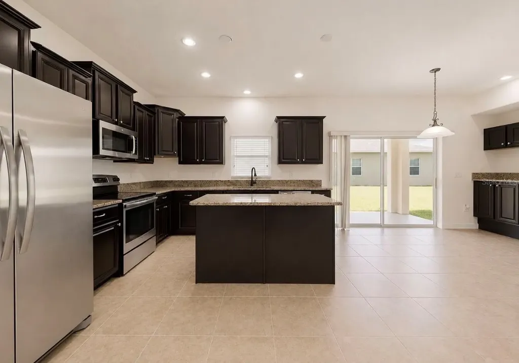 125 Orange Mill Avenue Ruskin FL 33570