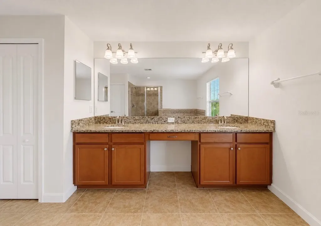 125 Orange Mill Avenue Ruskin FL 33570