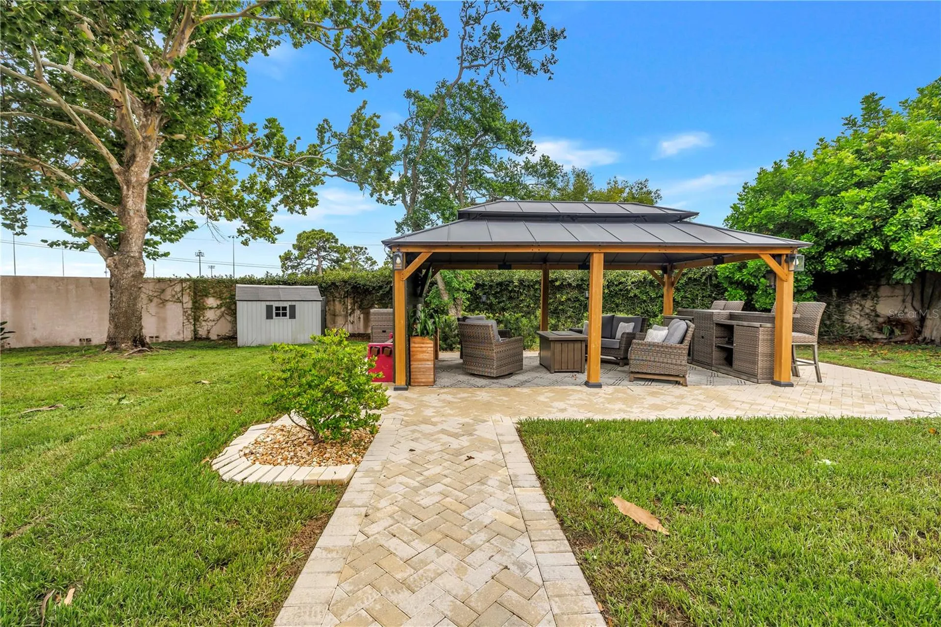 10210 95th Street Seminole FL 33777