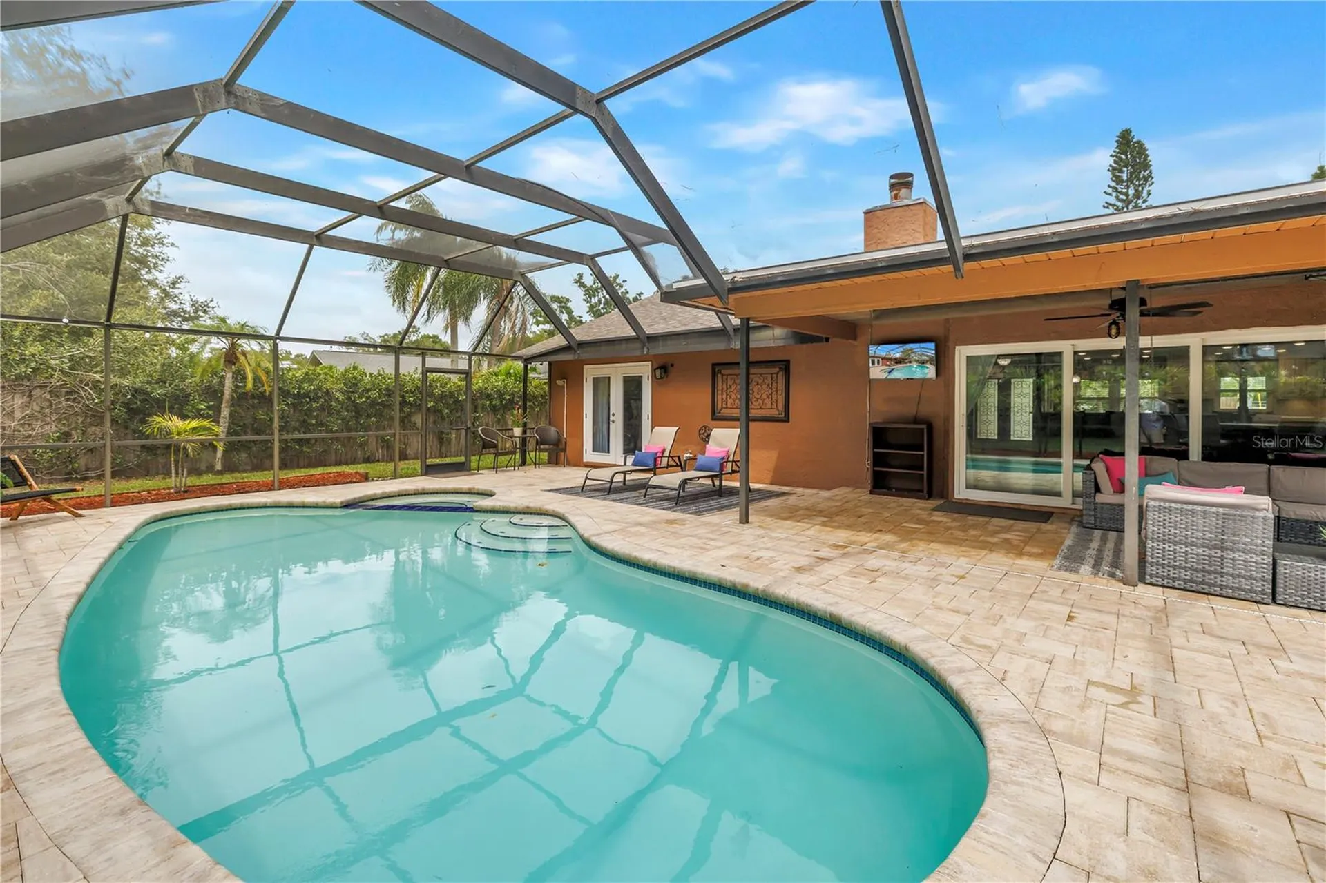 10210 95th Street Seminole FL 33777