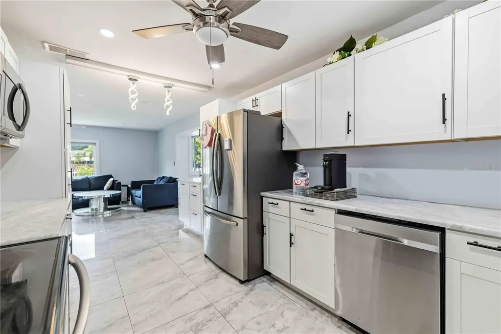 3706 Old Bradenton Road Sarasota FL 34234
