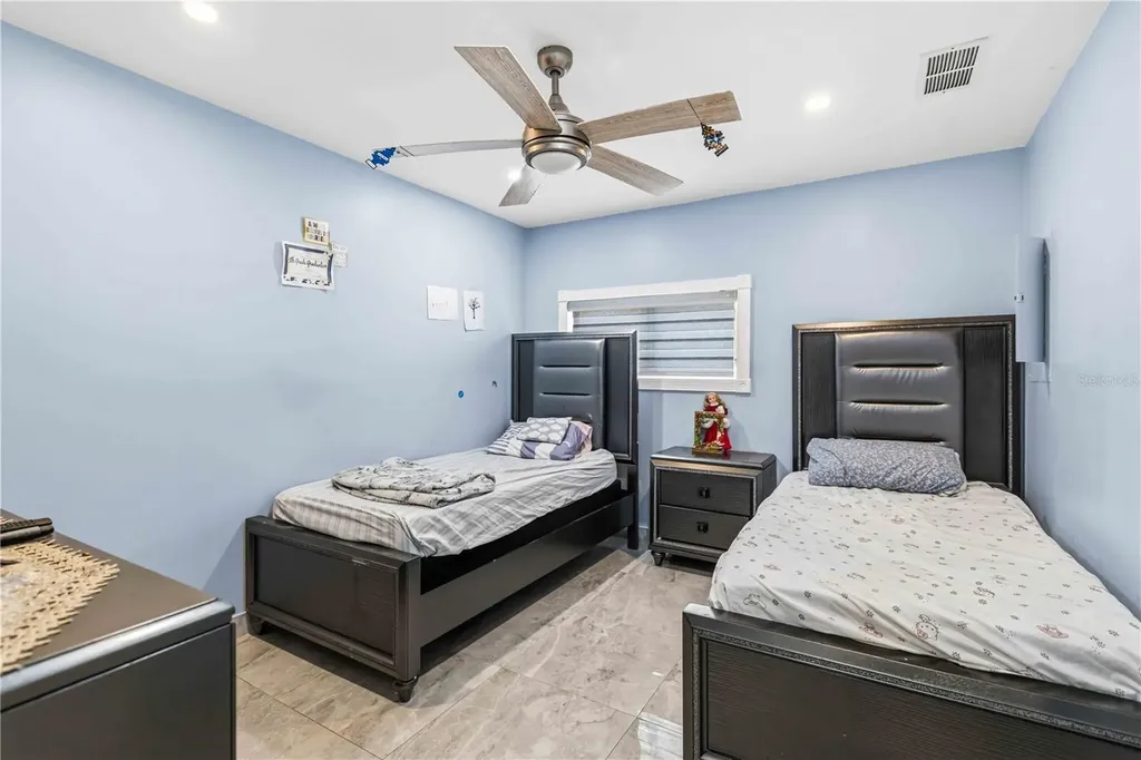 3706 Old Bradenton Road Sarasota FL 34234