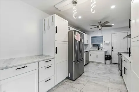 3706 Old Bradenton Road Sarasota FL 34234