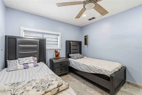 3706 Old Bradenton Road Sarasota FL 34234