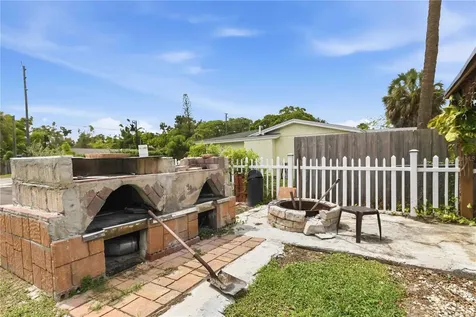 3706 Old Bradenton Road Sarasota FL 34234