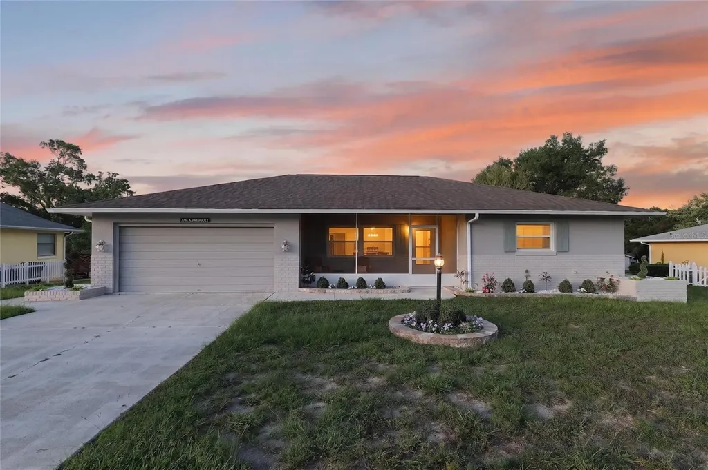 3705 N Honeylocust Drive Beverly Hills FL 34465