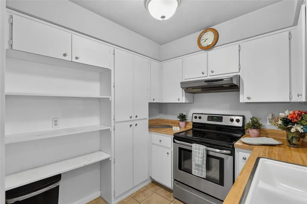 3705 N Honeylocust Drive Beverly Hills FL 34465