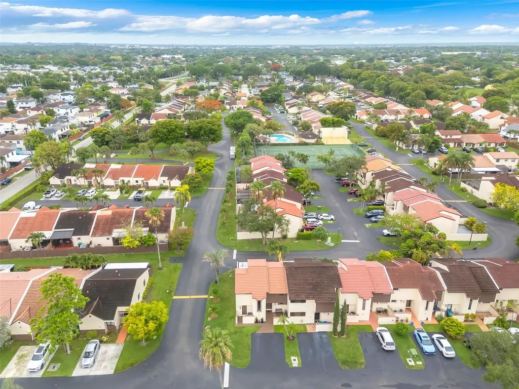 14932 SW 89th Street Miami FL 33196