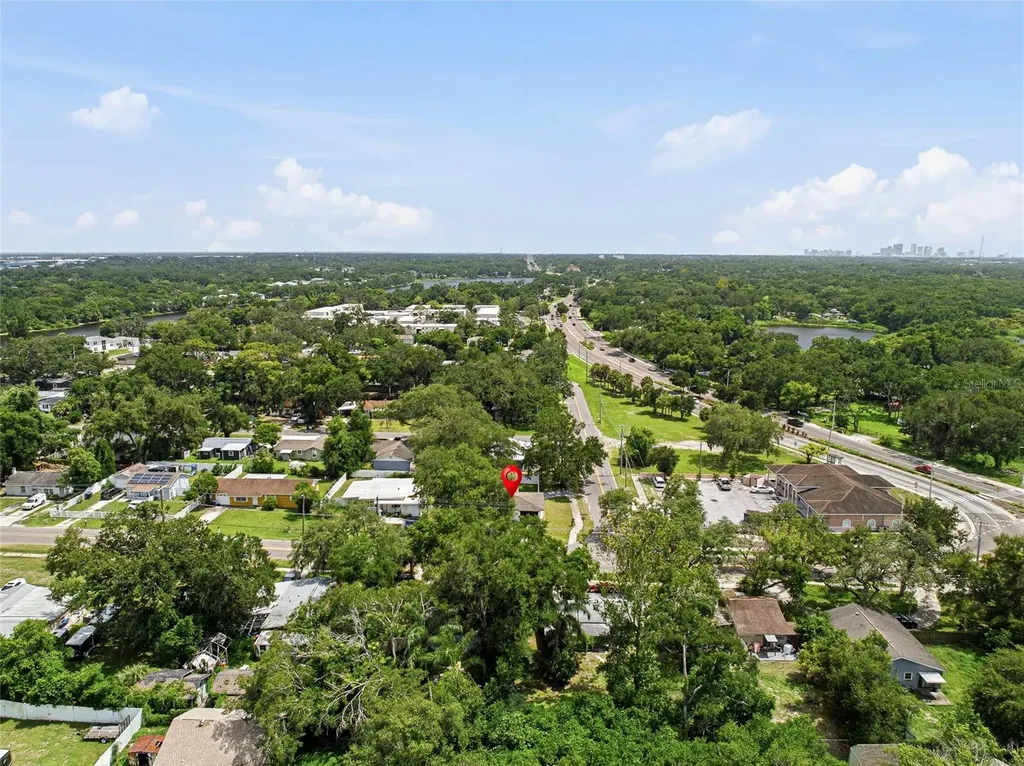 4015 River Hills Drive Tampa FL 33617
