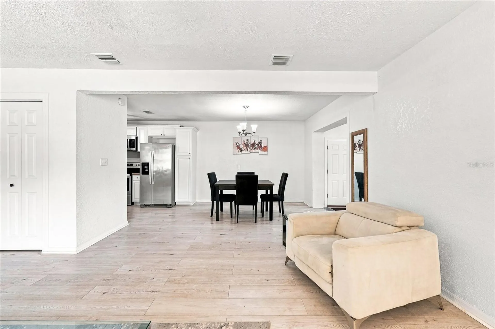 4015 River Hills Drive Tampa FL 33617