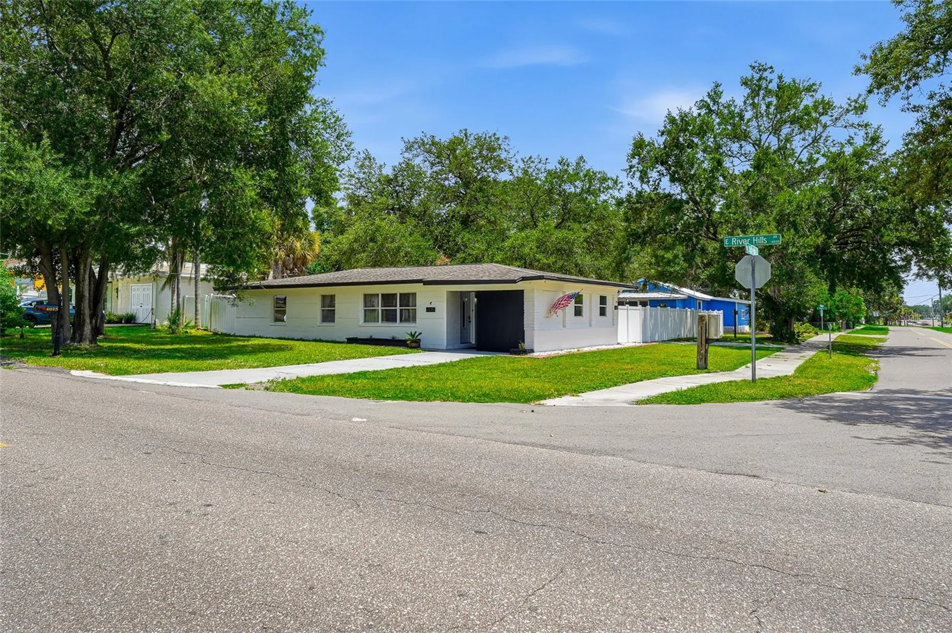 4015 River Hills Drive Tampa FL 33617
