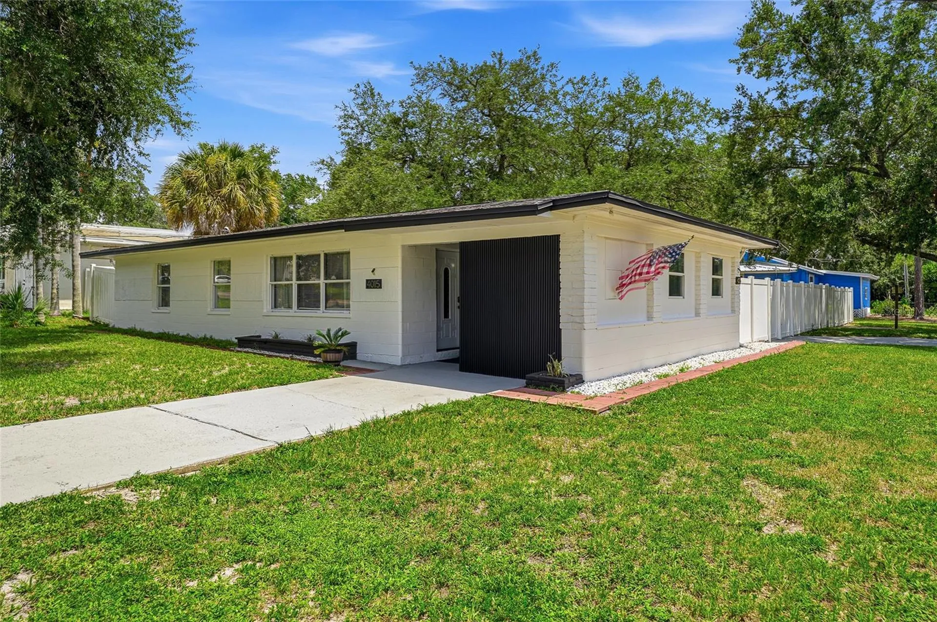 4015 River Hills Drive Tampa FL 33617