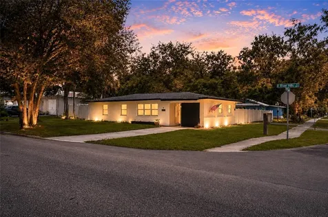 4015 River Hills Drive Tampa FL 33617