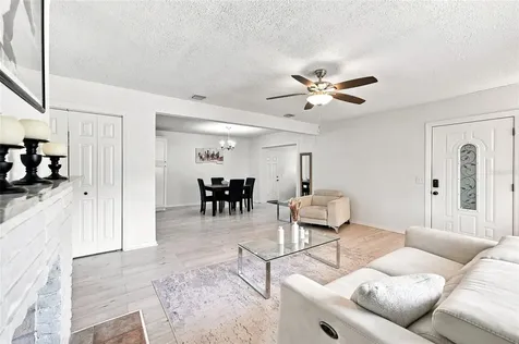 4015 River Hills Drive Tampa FL 33617