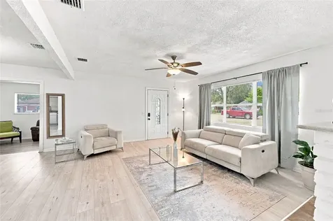 4015 River Hills Drive Tampa FL 33617
