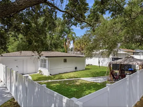 4015 River Hills Drive Tampa FL 33617