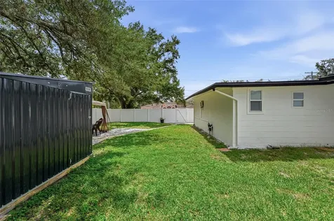 4015 River Hills Drive Tampa FL 33617
