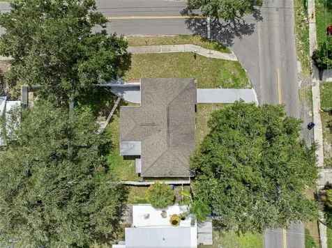 4015 River Hills Drive Tampa FL 33617