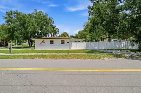 4015 River Hills Drive Tampa FL 33617