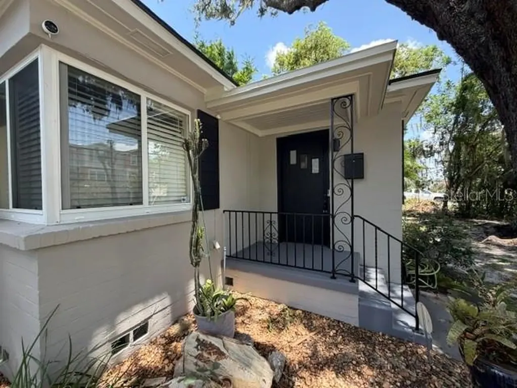 1009 E Marks Street Orlando FL 32803