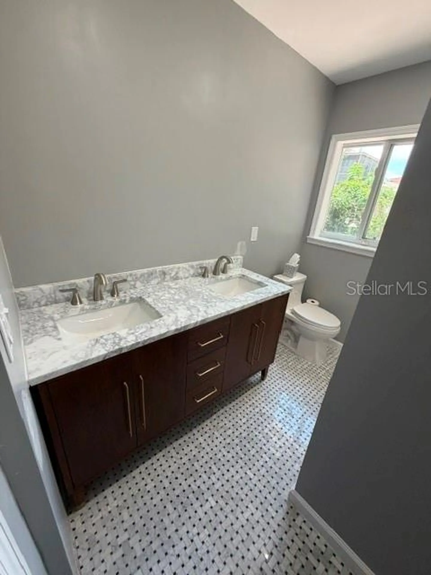 1009 E Marks Street Orlando FL 32803