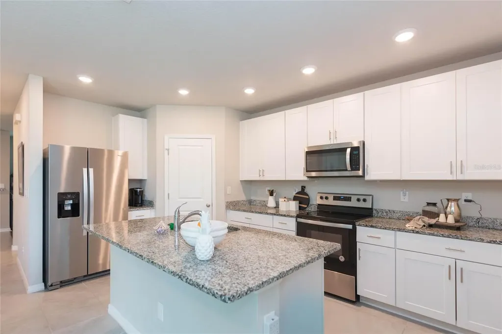 38794 Opal Willow Lane Zephyrhills FL 33540