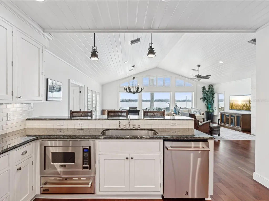 450 22nd Street Belleair Beach FL 33786