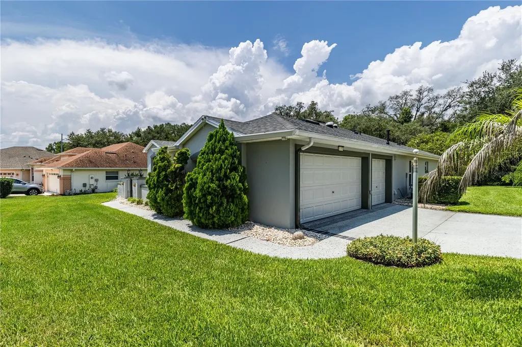 5121 Aurora Drive Leesburg FL 34748