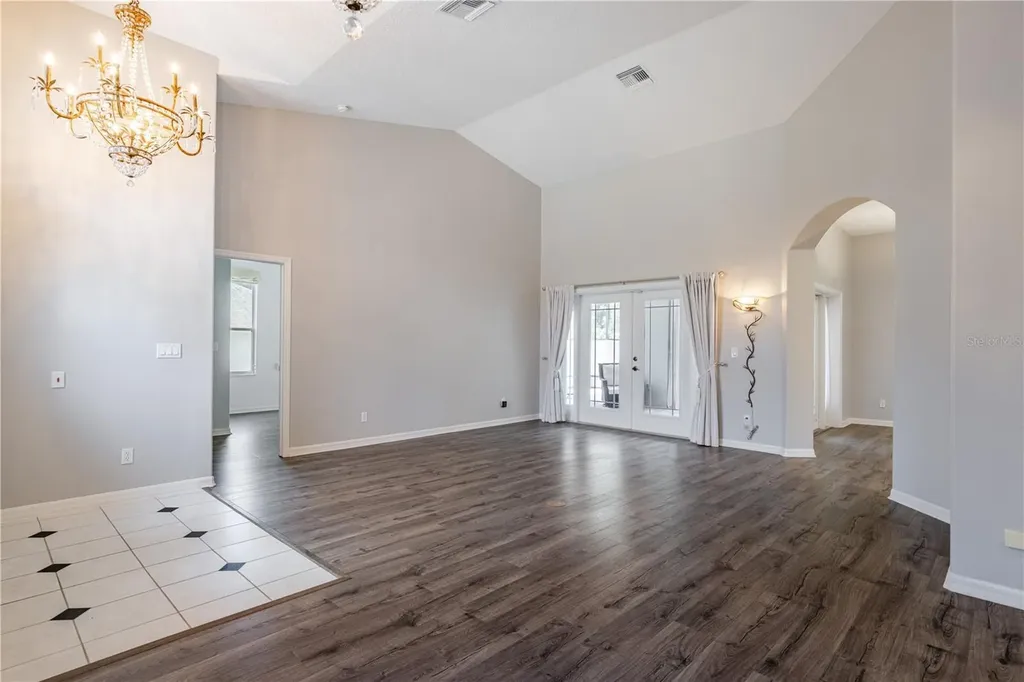 5121 Aurora Drive Leesburg FL 34748