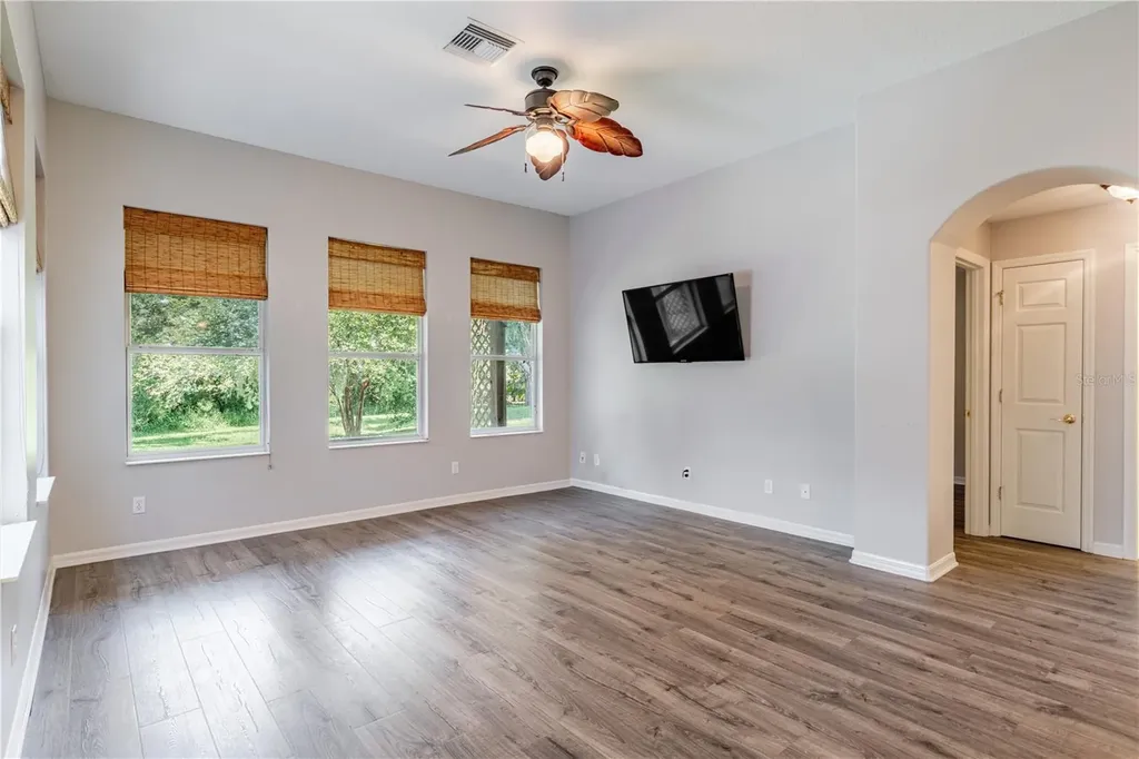5121 Aurora Drive Leesburg FL 34748