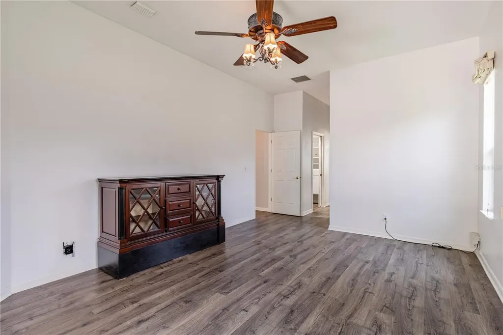 5121 Aurora Drive Leesburg FL 34748