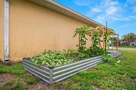 525 Justine Avenue NW Palm Bay FL 32907