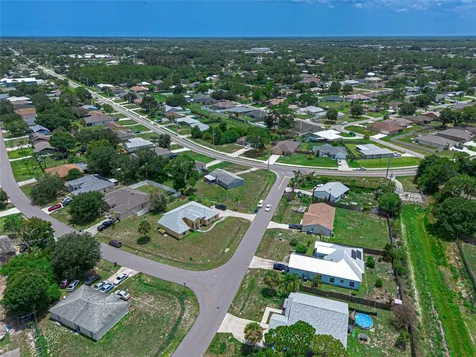 525 Justine Avenue NW Palm Bay FL 32907
