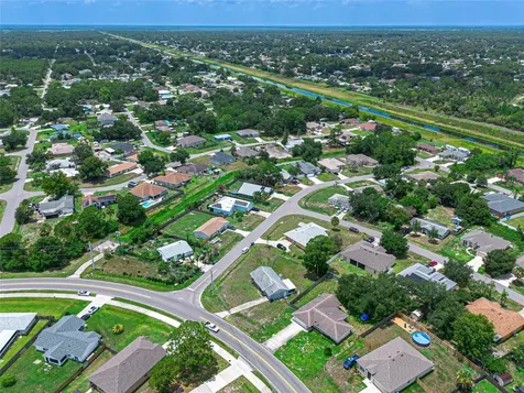 525 Justine Avenue NW Palm Bay FL 32907